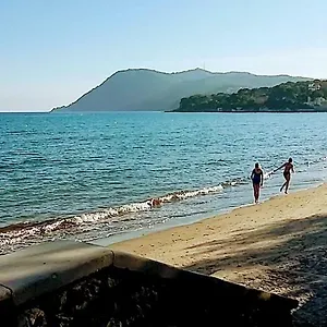  Hébergement de vacances Les Maisons De La Plage France